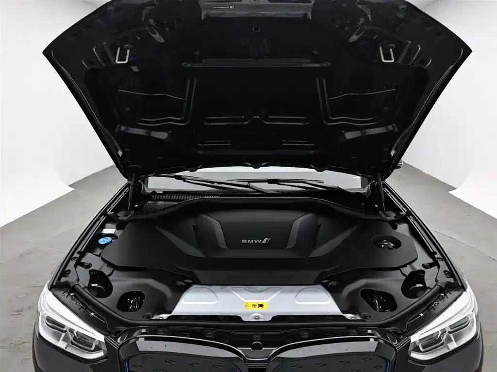 BMW iX3 2021 Leading Edition — миниатюра 16