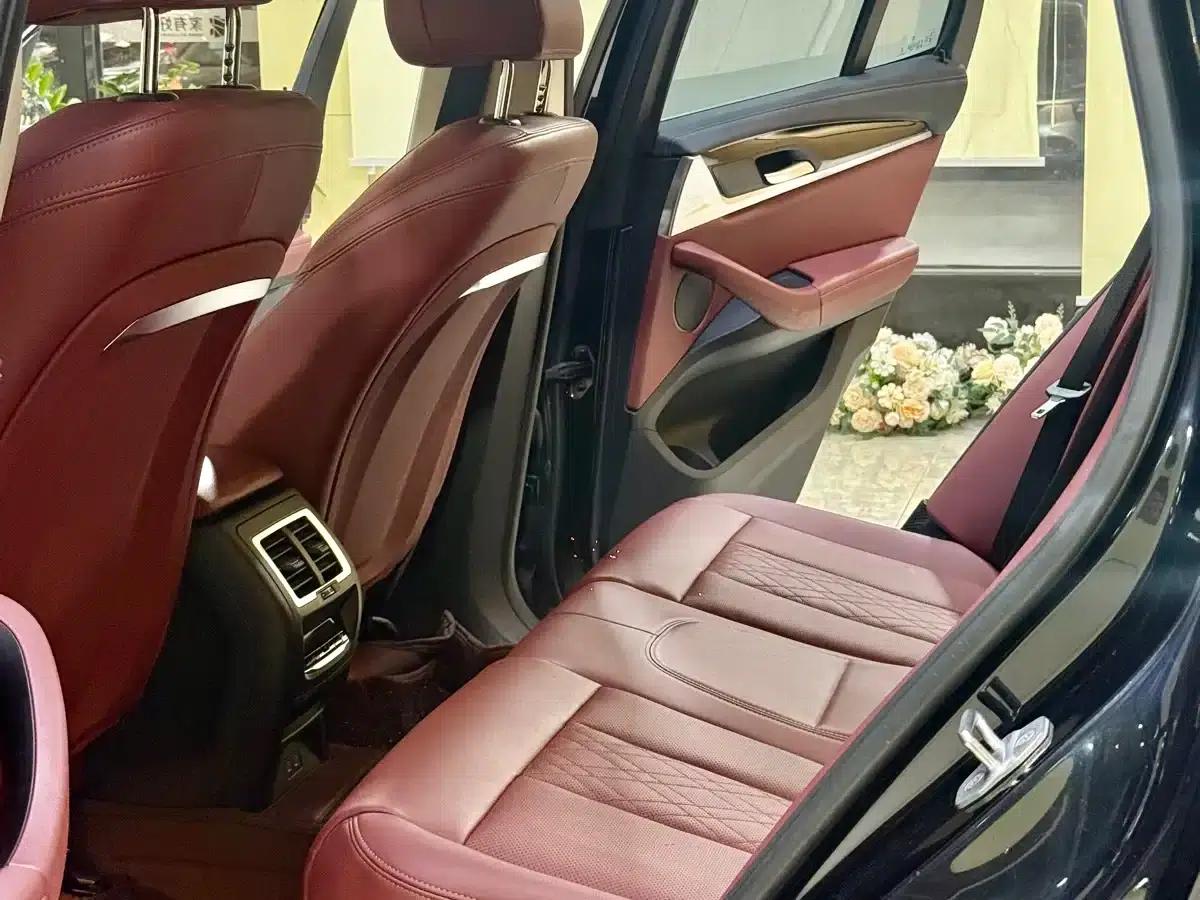 BMW iX3 2023 Leading Edition — миниатюра 5