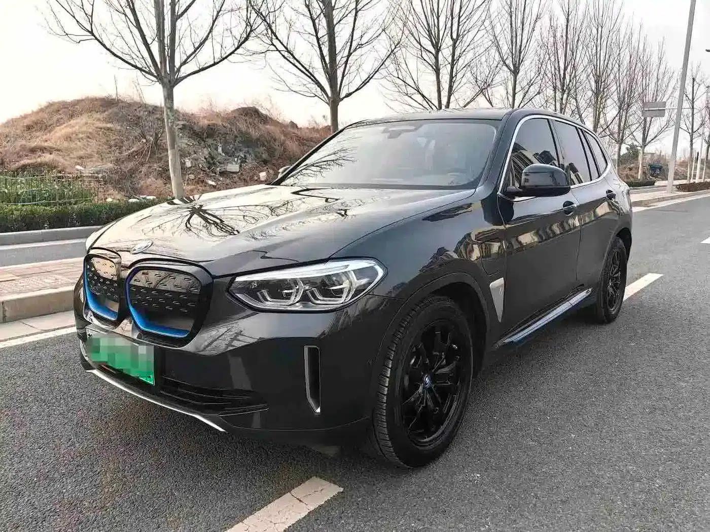 BMW iX3 2021 Facelift Leading Edition — миниатюра 1