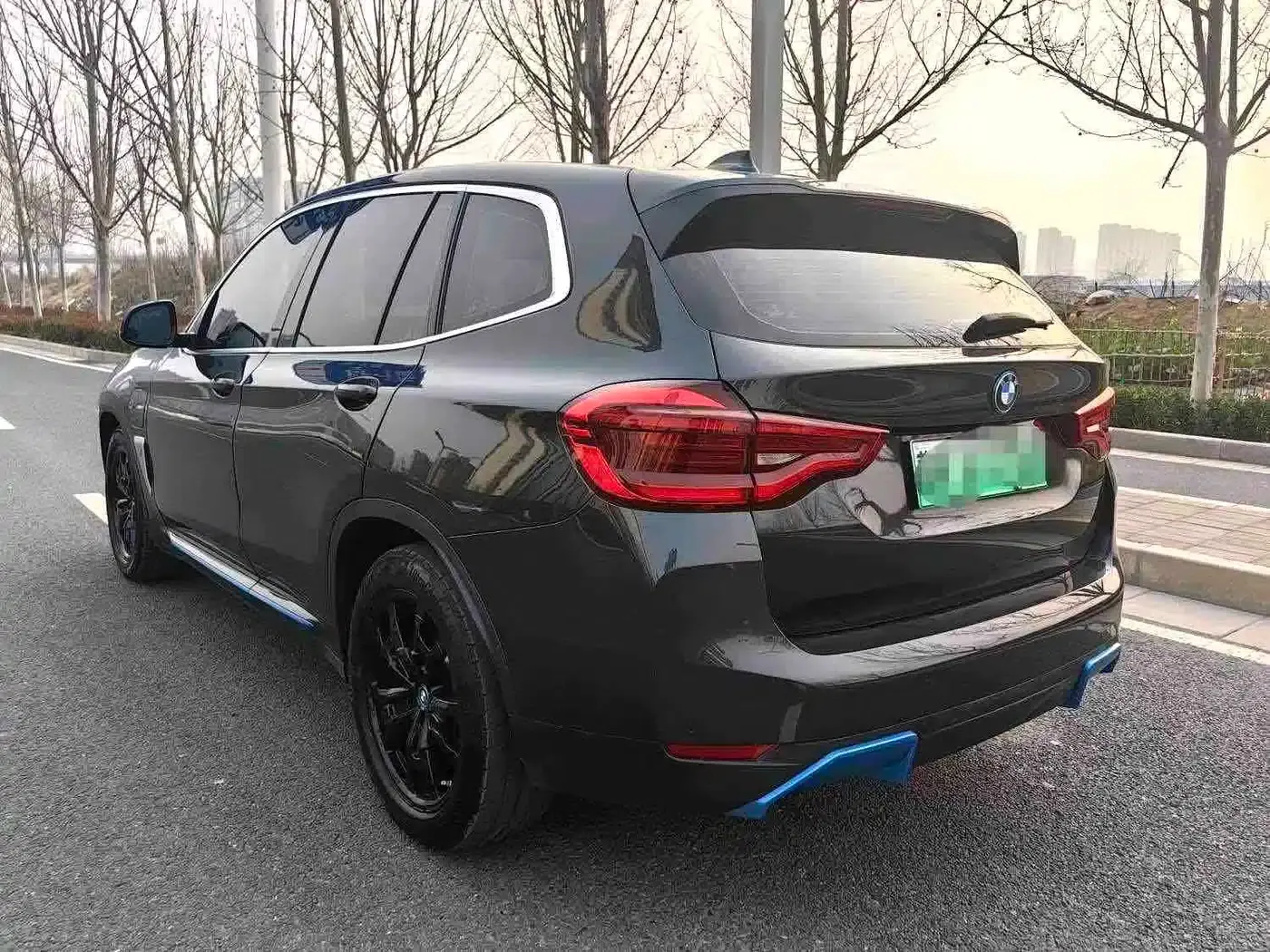 BMW iX3 2021 Facelift Leading Edition — миниатюра 4