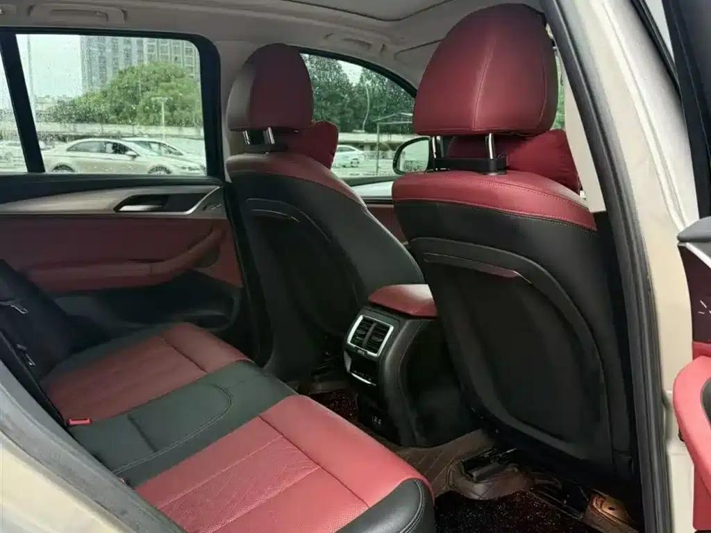 BMW iX3 2023 Leading Edition — миниатюра 7