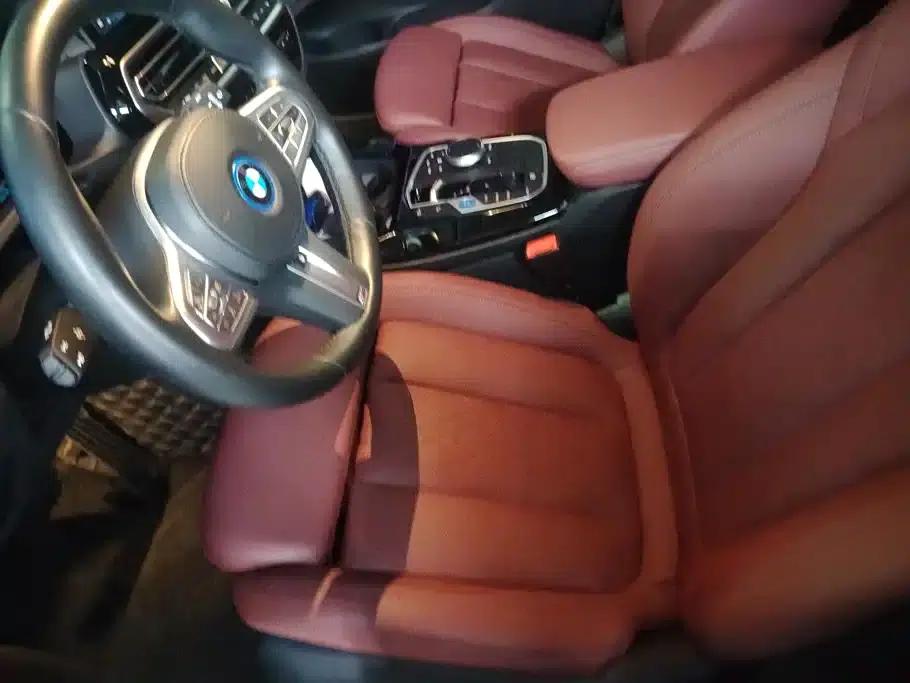 BMW iX3 2023 Leading Edition — миниатюра 9