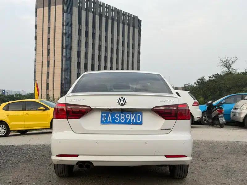 2014 Volkswagen Lavida 1.4TSI DSG BlueMotion Technology Edition — миниатюра 4