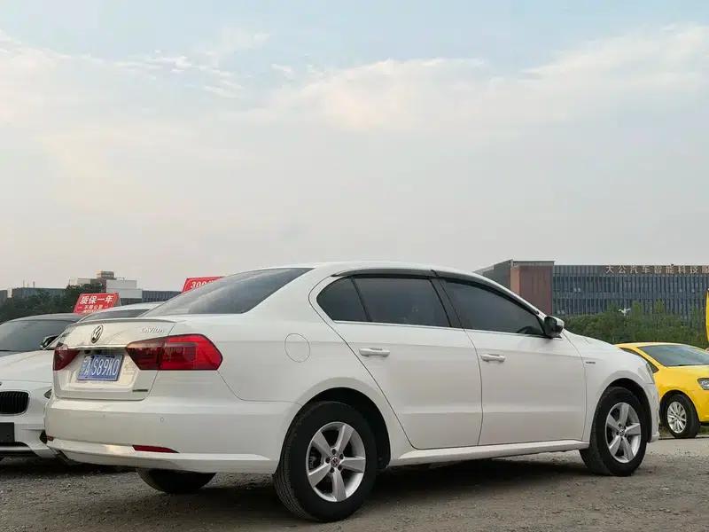 2014 Volkswagen Lavida 1.4TSI DSG BlueMotion Technology Edition — миниатюра 5