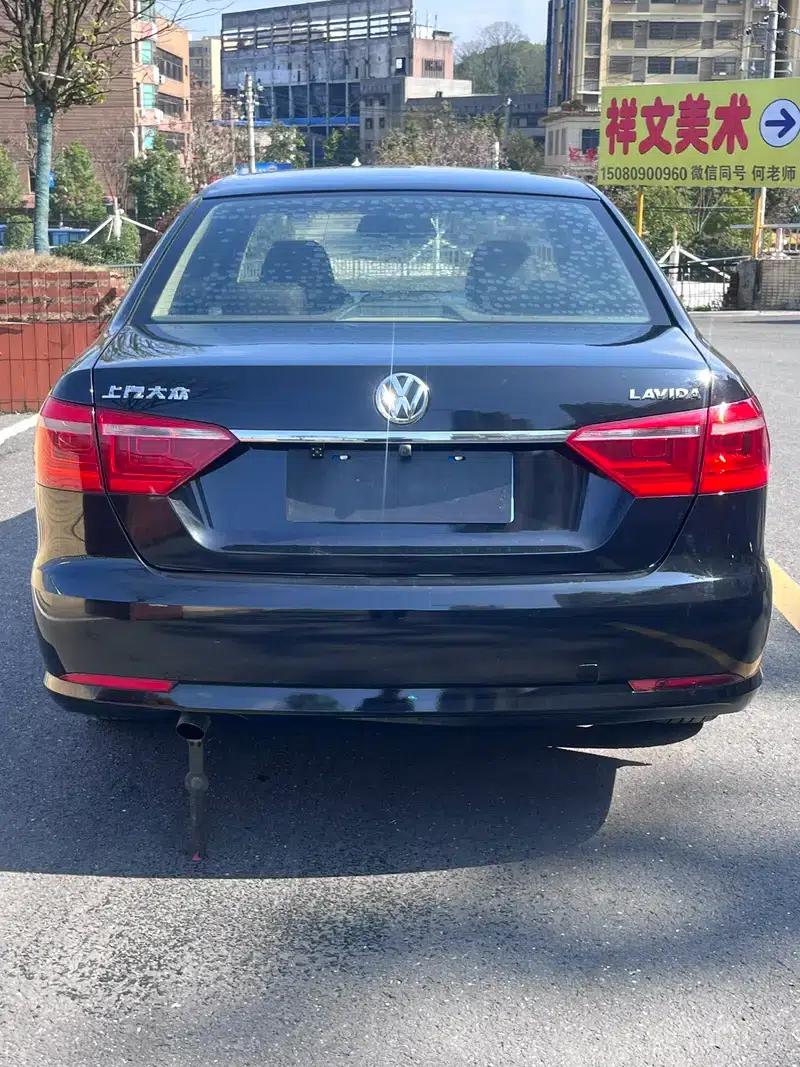 2013 Volkswagen Lavida 1.6L Automatic Fashion Edition — миниатюра 5