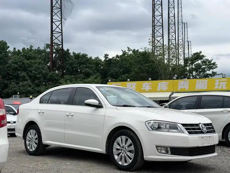 2013 Volkswagen Lavida 1.6L Automatic Comfort Edition — миниатюра 3