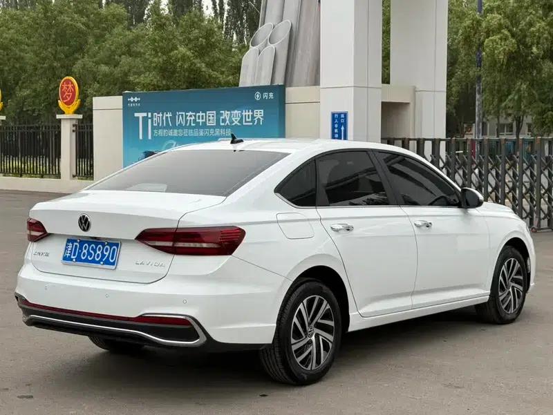 2024 Volkswagen Lavida 1.5L Automatic Five Million Edition — миниатюра 6