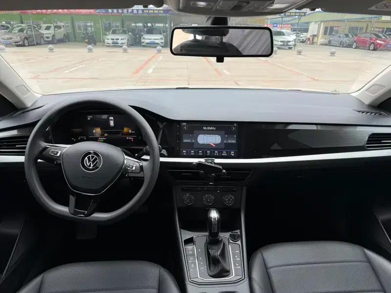 2022 Volkswagen Lavida 1.5L Automatic Comfort Edition — миниатюра 8