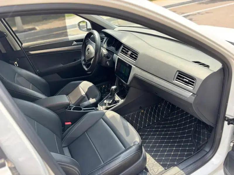 2019 Volkswagen Lavida, Qihang 1.5L Automatic Fashion Edition (National VI Emission Standard) — миниатюра 11