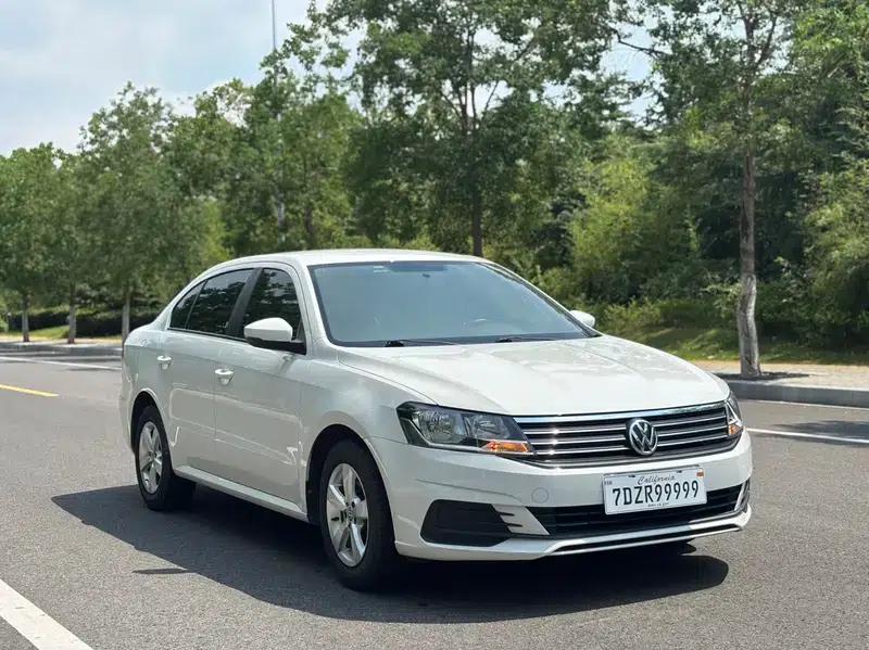 2019 Volkswagen Lavida, Qihang 1.5L Automatic Fashion Edition (National VI Emission Standard) — миниатюра 3