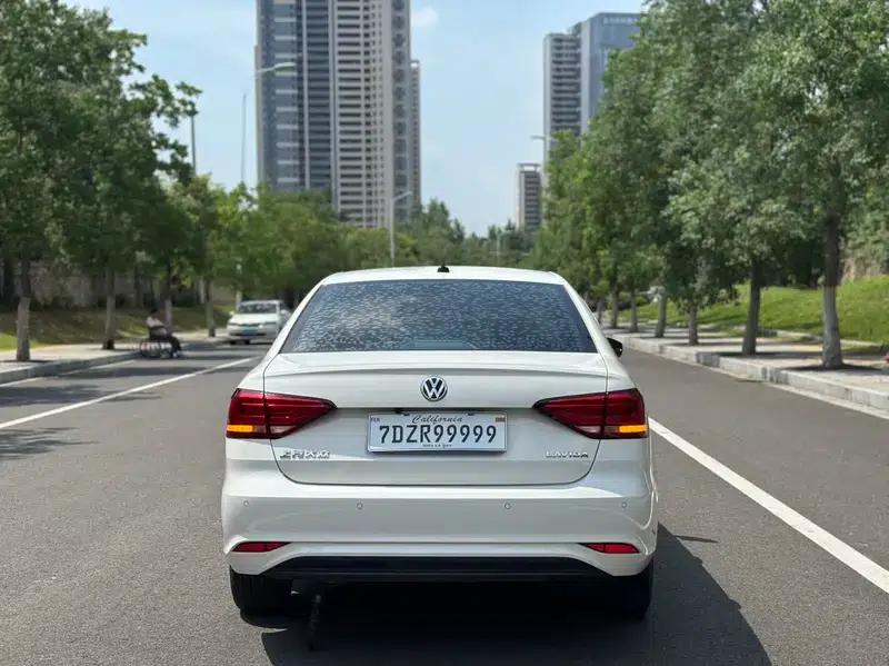 2019 Volkswagen Lavida, Qihang 1.5L Automatic Fashion Edition (National VI Emission Standard) — миниатюра 6