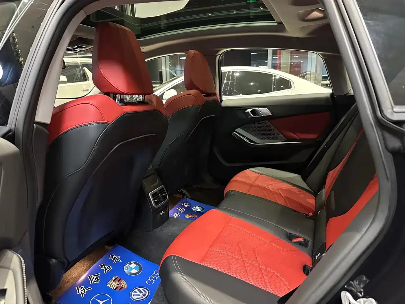 2025 BMW 2 Series 225L M Sport Package — миниатюра 8