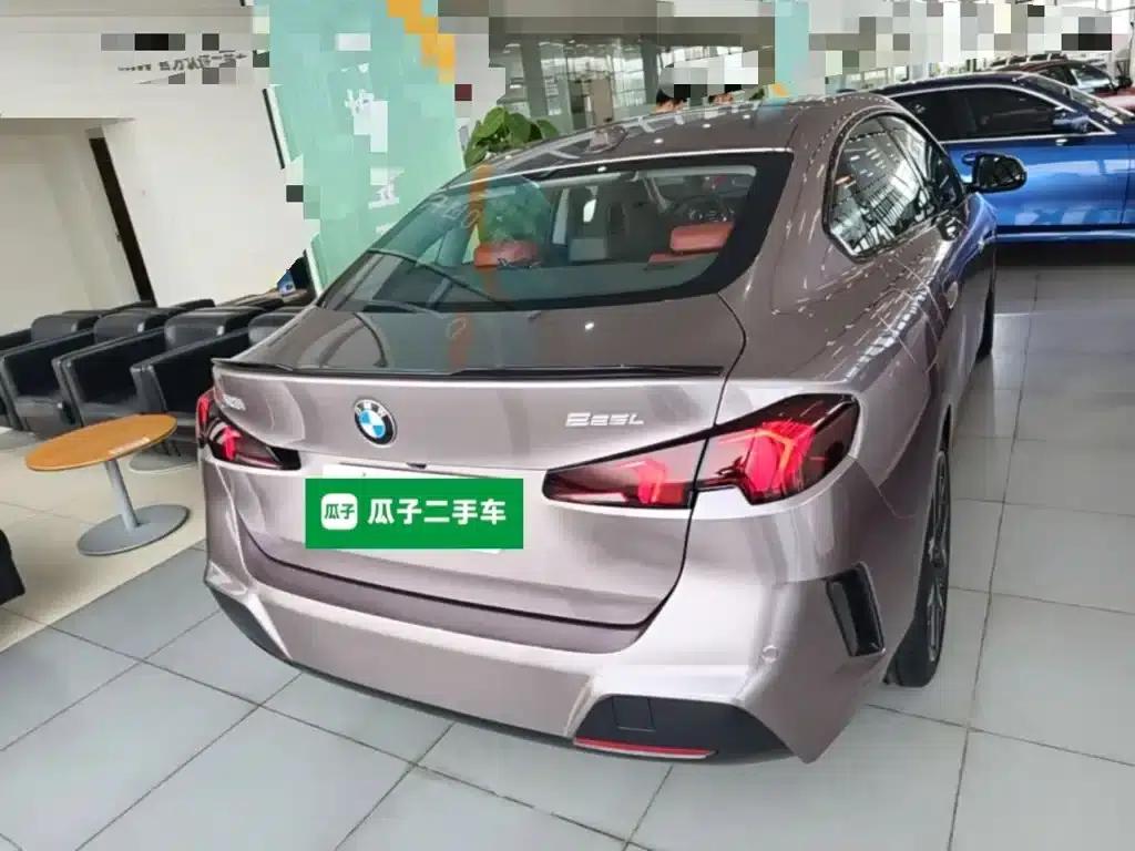 2025 BMW 2 Series 225L M Sport Shadow Edition — миниатюра 6