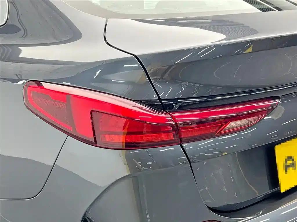 2021 BMW 2 Series Imported Model 225i Four-Door Coupe M Sport Package — миниатюра 10