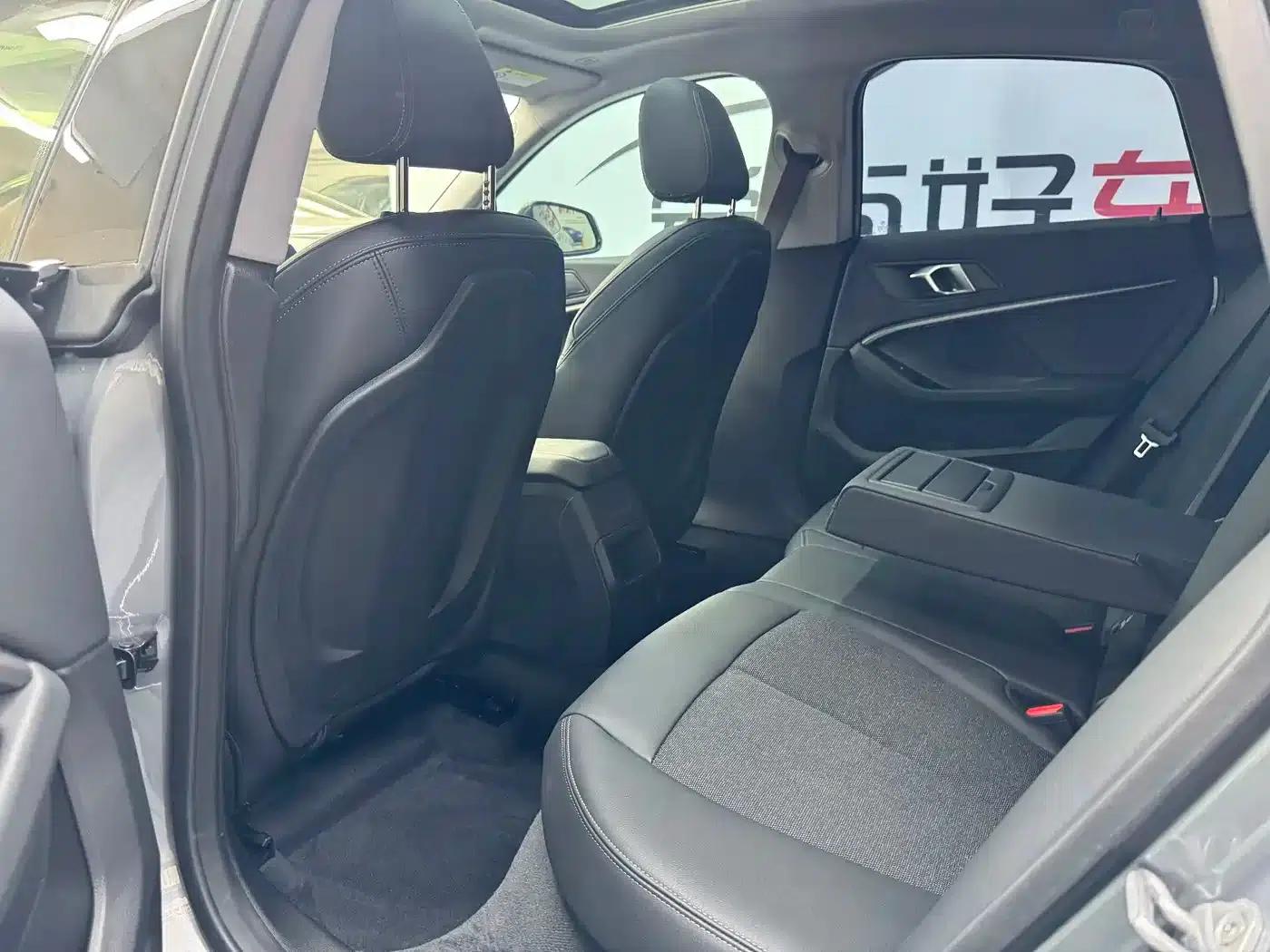 2023 BMW 2 Series Imported Model 225i Four-Door Coupe M Sport Package — миниатюра 12
