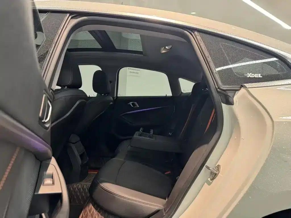 2023 BMW 2 Series Imported 225i Four-Door Coupe M Sport Shadow Edition — миниатюра 6