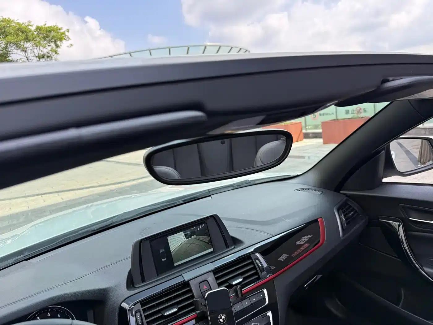 2018 BMW 2 Series Imported 220i Convertible Coupe with Sport Design Package — миниатюра 27
