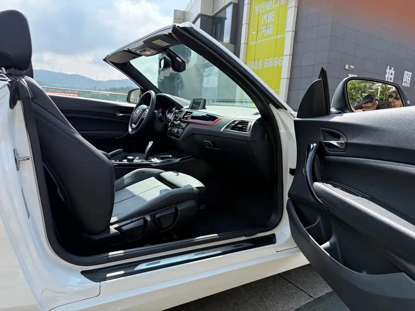 2018 BMW 2 Series Imported 220i Convertible Coupe with Sport Design Package — миниатюра 6