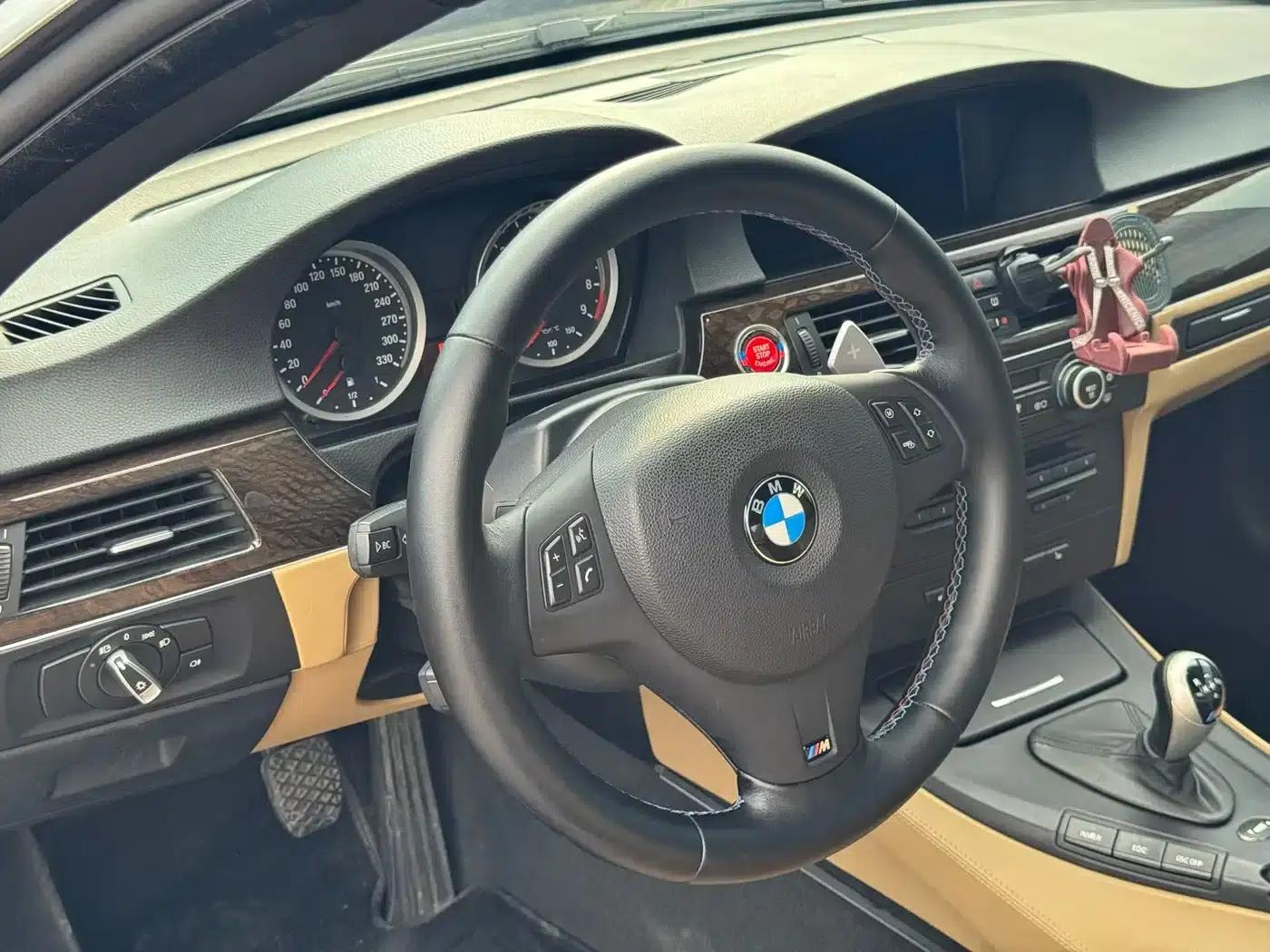 2009 BMW M3 Convertible — миниатюра 10