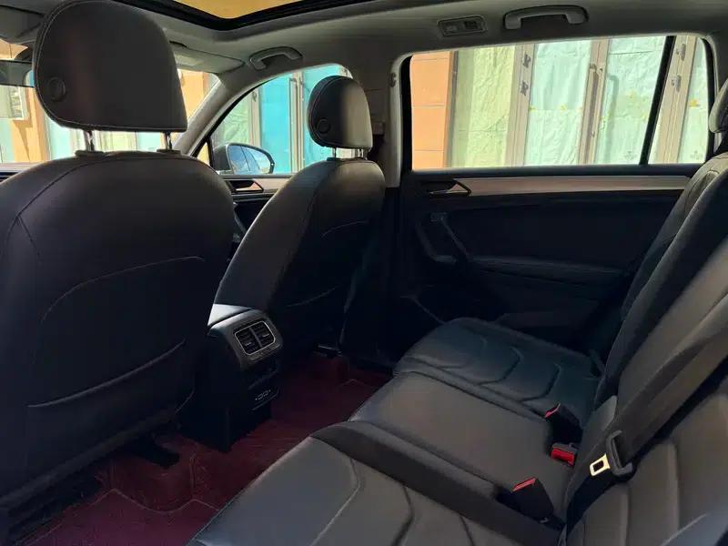 Tiguan L 2021 330TSI Automatic 2WD Comfort Edition — миниатюра 15