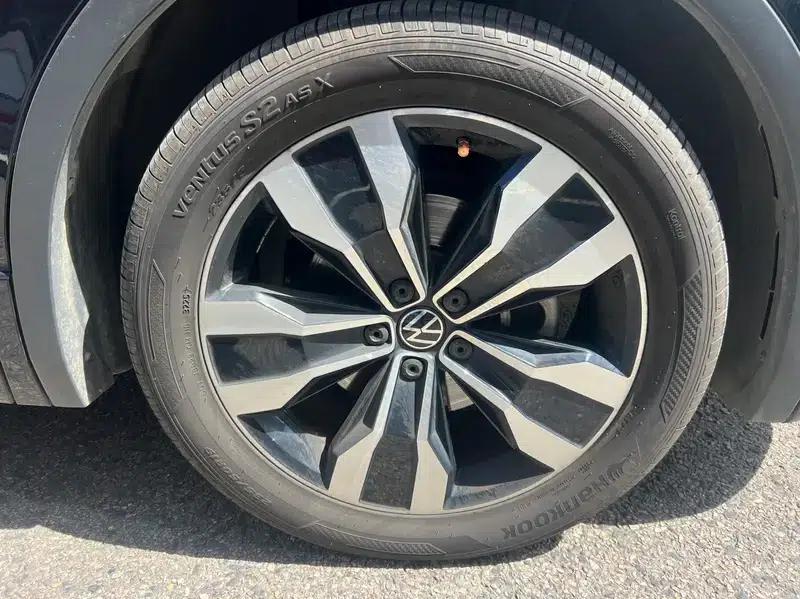 Tiguan L 2022 330TSI Automatic 2WD R-Line Premium Edition — миниатюра 11
