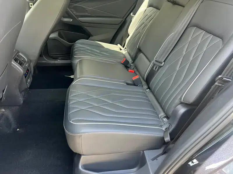 Tiguan L 2022 330TSI Automatic 2WD R-Line Premium Edition — миниатюра 18