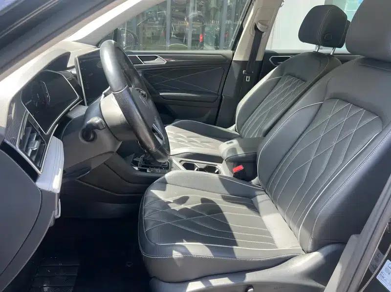Tiguan L 2022 330TSI Automatic 2WD R-Line Premium Edition — миниатюра 23
