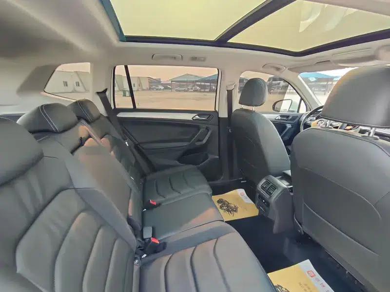 Tiguan L 2019 330TSI Automatic 2WD Panoramic Comfort Edition (National V Emission Standard) — миниатюра 9