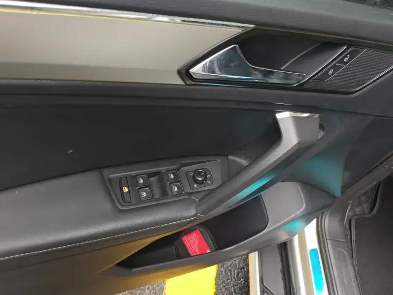 Tiguan L 2019 330TSI Automatic 2WD Panoramic Comfort Edition (China VI Emission Standard) — миниатюра 15