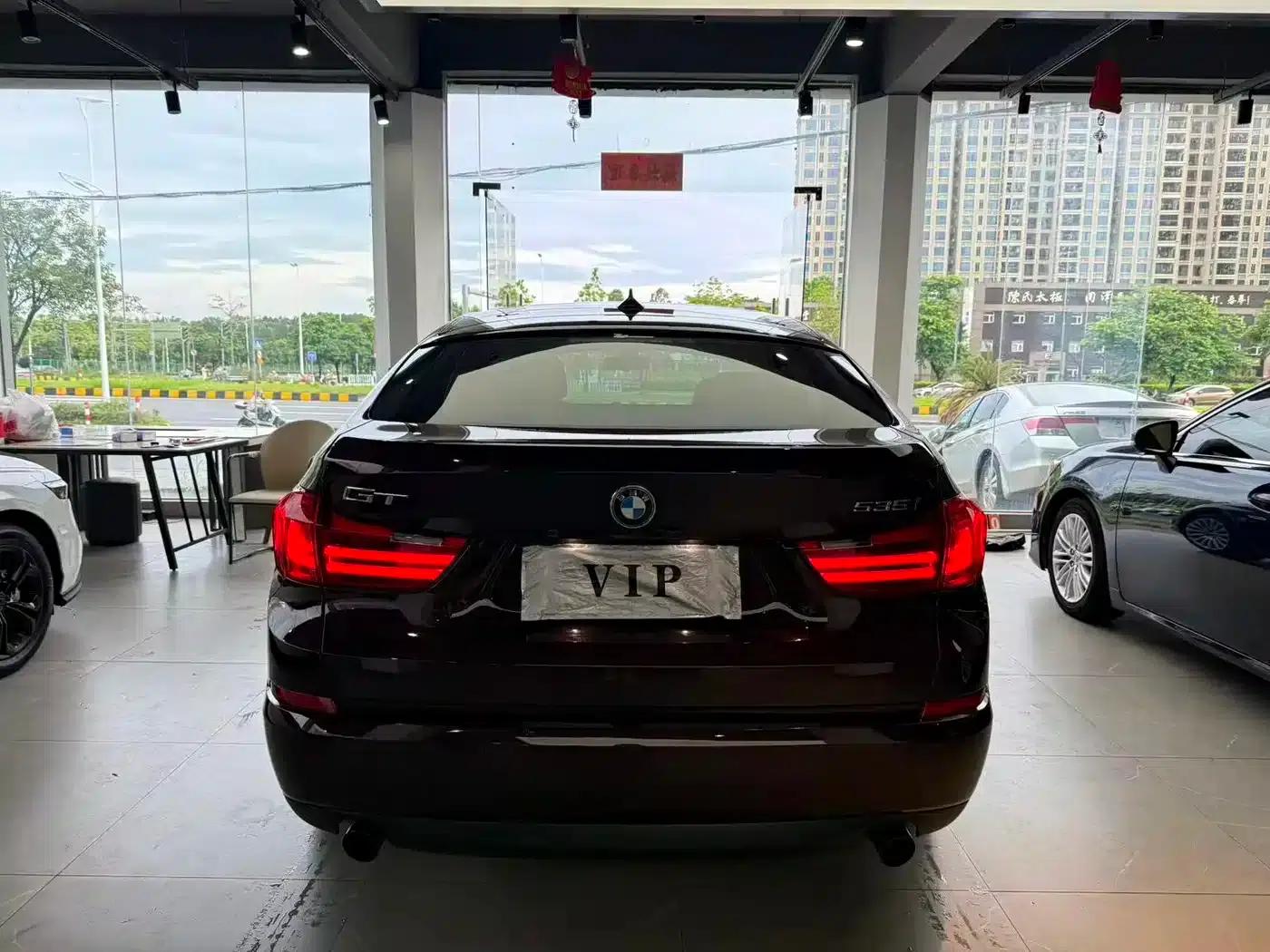BMW 5 Series GT 2014 535i Leading Edition — миниатюра 7