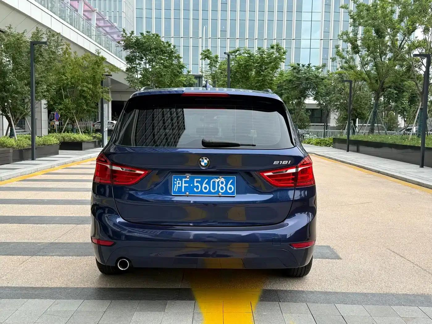 2015 BMW 2 Series Gran Tourer 218i Leading Edition — миниатюра 13