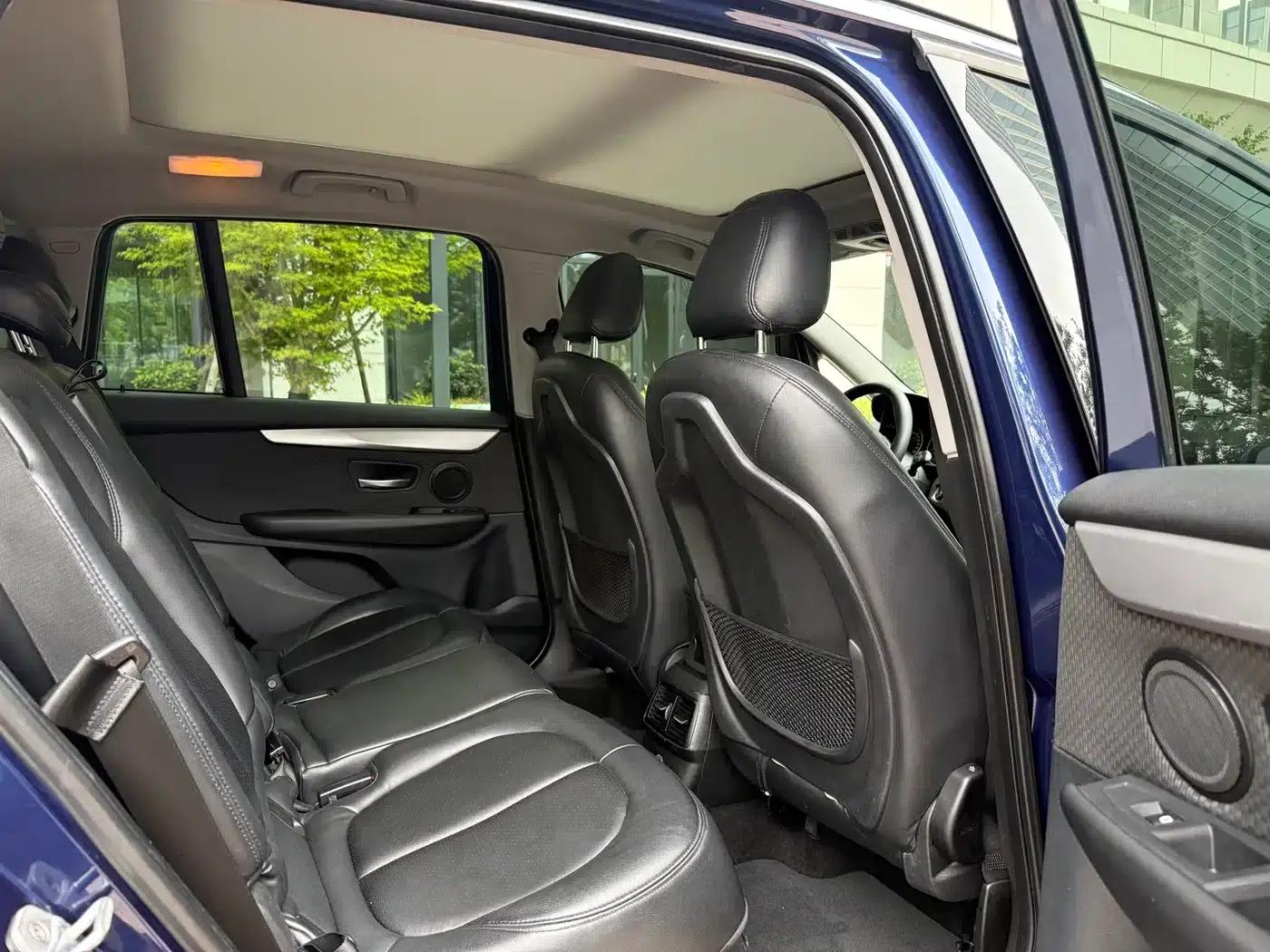 2015 BMW 2 Series Gran Tourer 218i Leading Edition — миниатюра 10