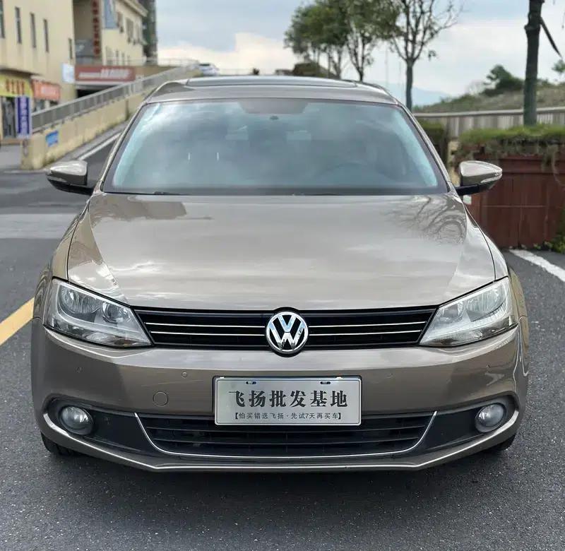 2012 Volkswagen Sagitar 1.4TSI Automatic Luxury — миниатюра 2