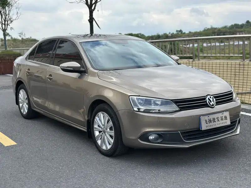 2012 Volkswagen Sagitar 1.4TSI Automatic Luxury — миниатюра 3