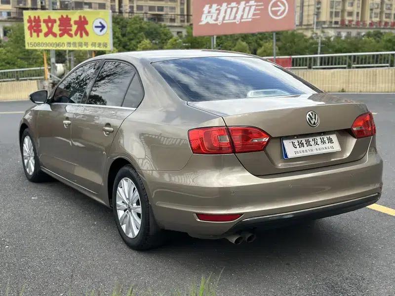 2012 Volkswagen Sagitar 1.4TSI Automatic Luxury — миниатюра 4