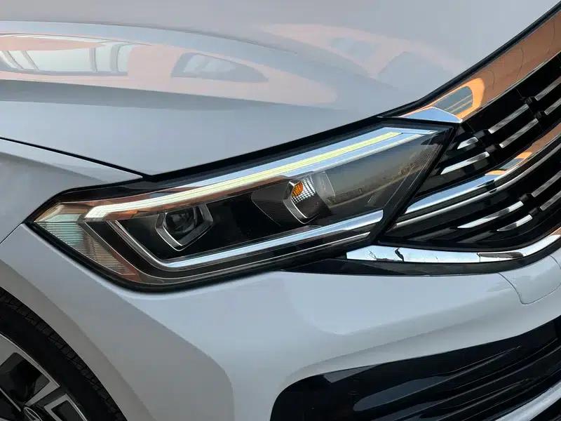 2023 Volkswagen Sagitar 280TSI DSG Super Edition — миниатюра 8