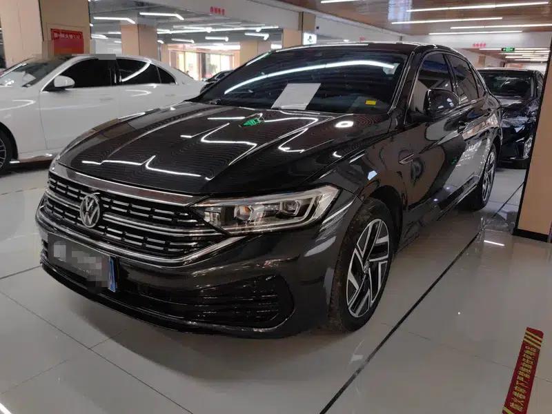 2024 Volkswagen Sagitar 300TSI DSG Super Edition — миниатюра 1