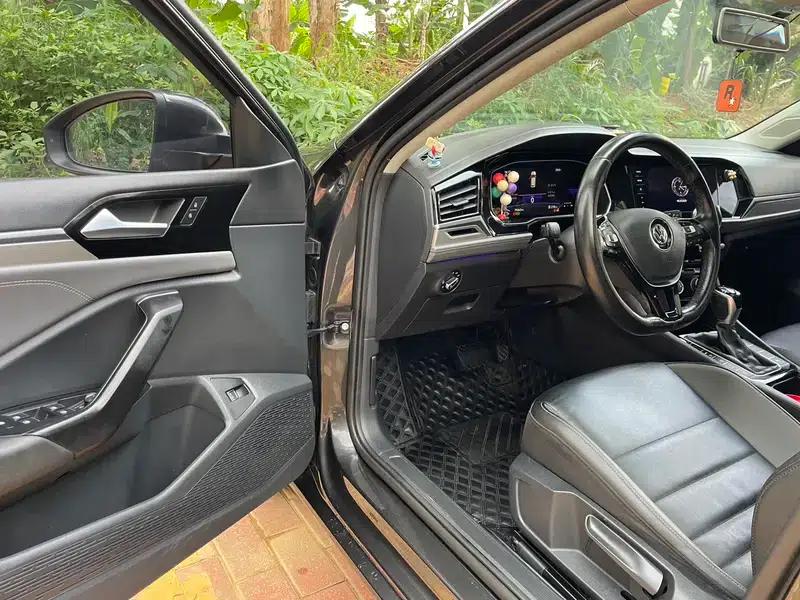 2021 Volkswagen Sagitar 280TSI DSG Luxury Intelligent Edition — миниатюра 7