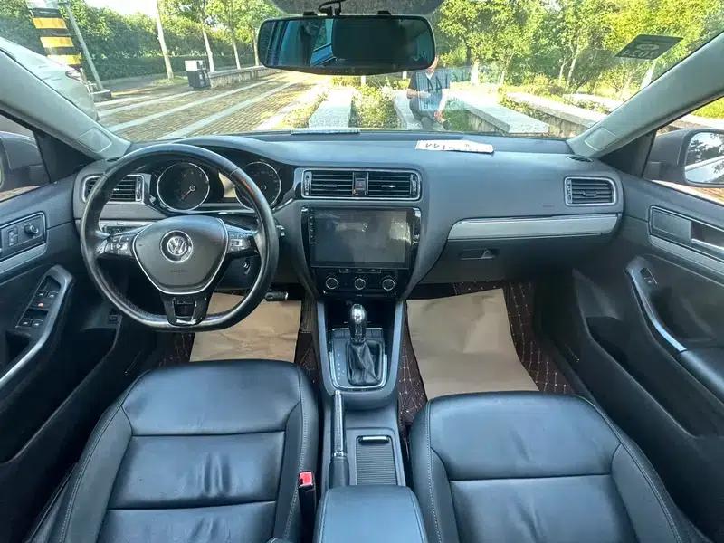 2015 Volkswagen Sagitar 1.6L Automatic Fashion Edition — миниатюра 7