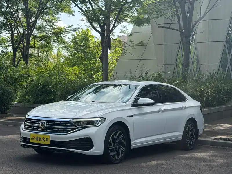2023 Volkswagen Sagitar 200TSI DSG Super Edition — миниатюра 1