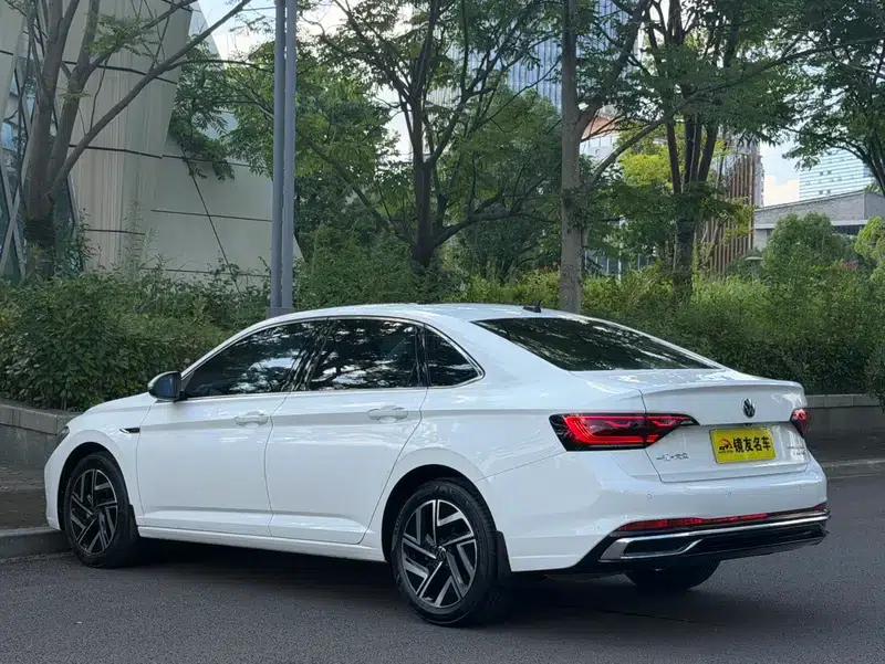 2023 Volkswagen Sagitar 200TSI DSG Super Edition — миниатюра 4