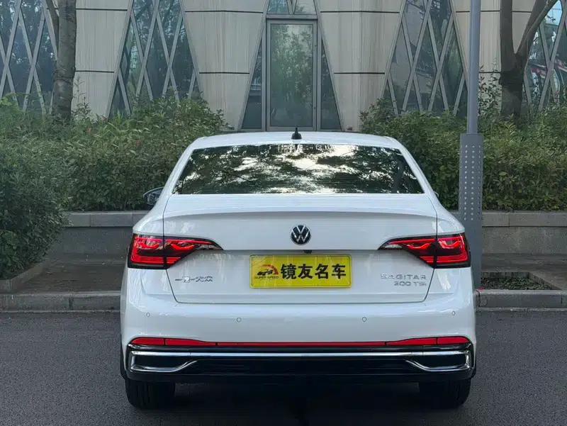2023 Volkswagen Sagitar 200TSI DSG Super Edition — миниатюра 5