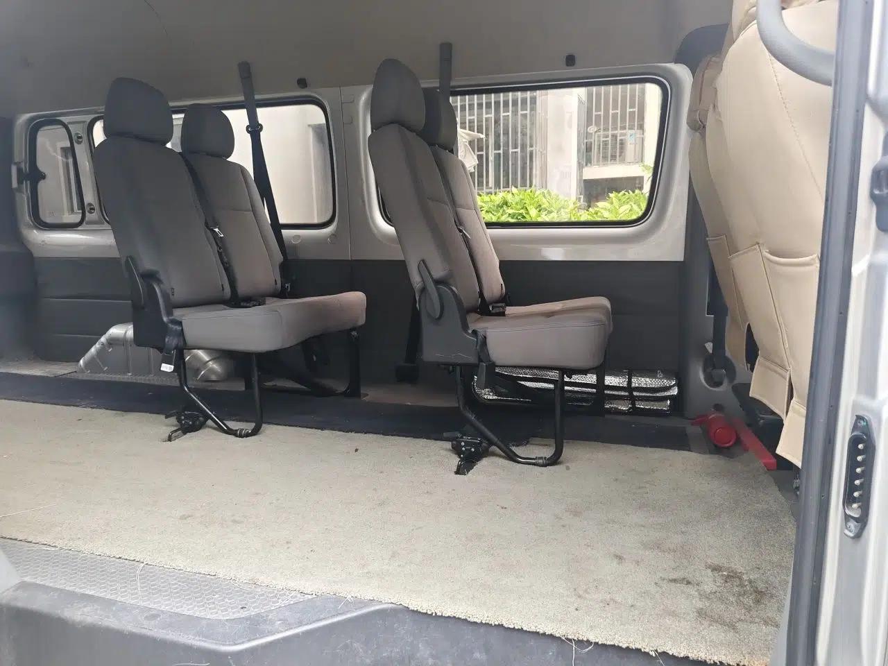 Foton Toano 2021 2.0T Manual Tongtu Extended-Wheelbase Mid-Roof 5/6/7-Seater 4F20TC3 — миниатюра 17