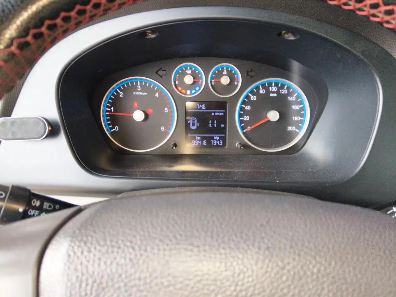 Foton Toano 2019 2.5T Business Edition Extended Wheelbase 9-Seater 4J25TC3 — миниатюра 12