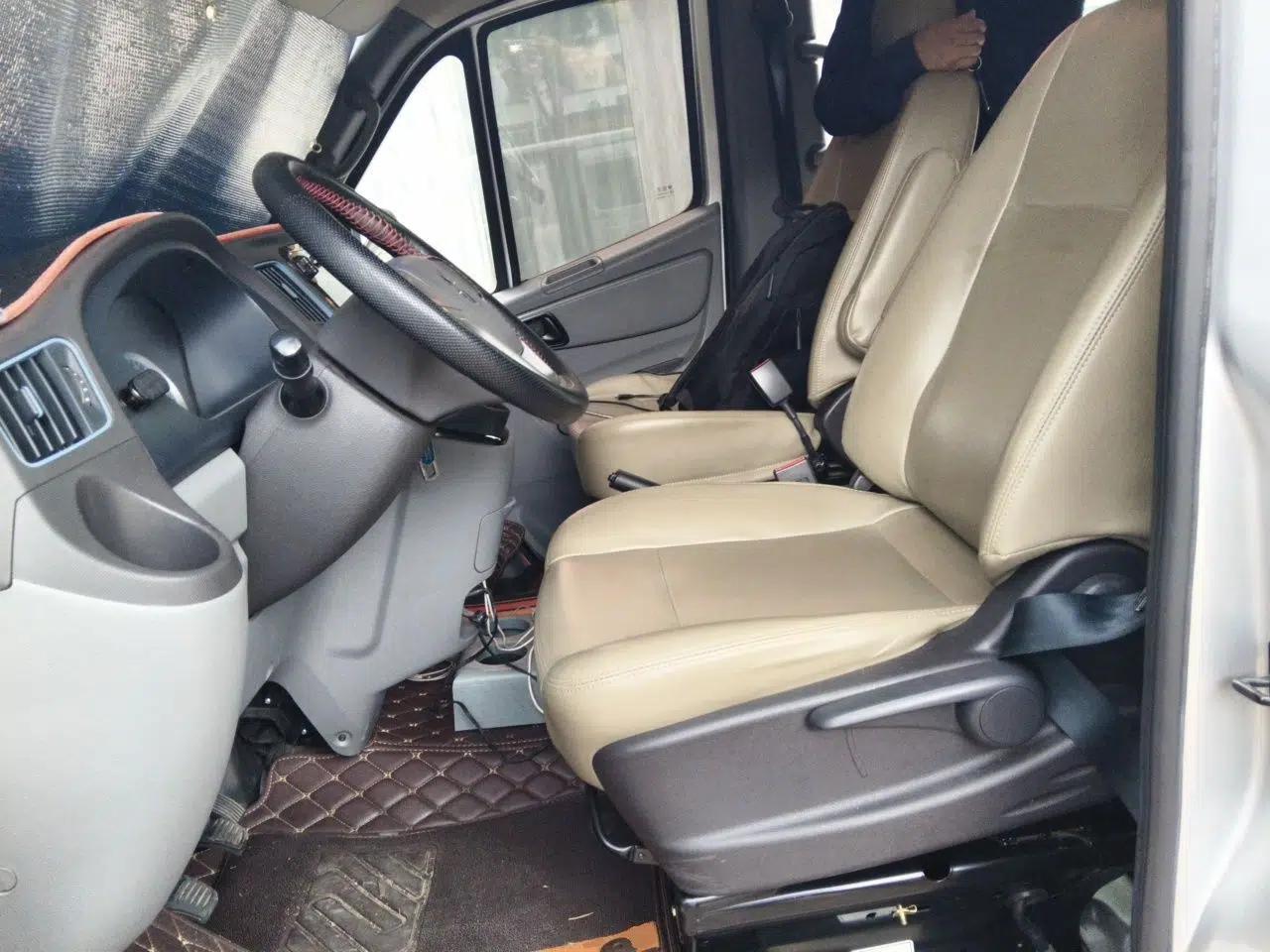 Foton Toano 2019 2.5T Business Edition Extended Wheelbase 9-Seater 4J25TC3 — миниатюра 15
