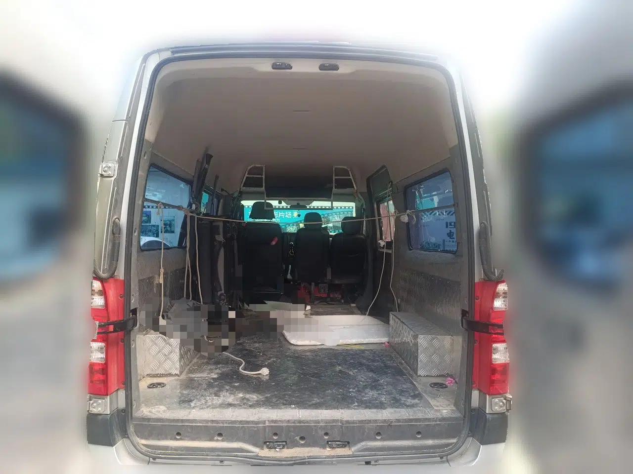Foton Toano 2022 2.8T Manual Tongtu Multi-Function Extended-Chassis Mid-Roof Single-Tire Configuration 5/6/7/9-Seater F2.8NS6B177L — миниатюра 19