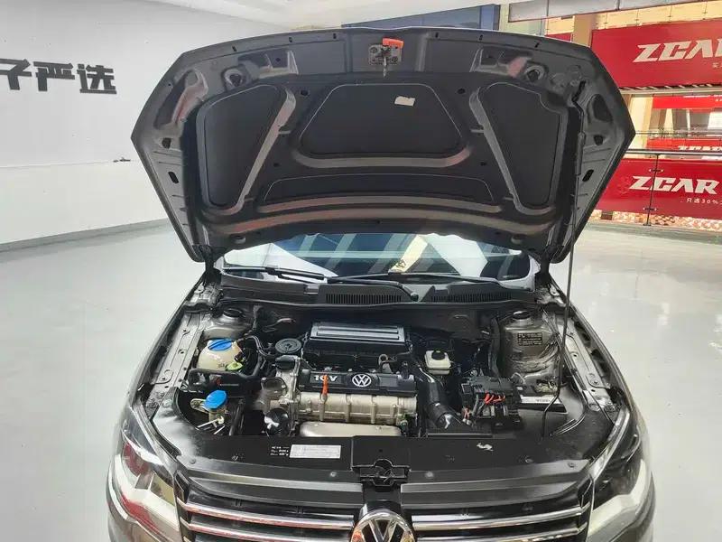 2013 Volkswagen Bora 1.6L Automatic Fashion Edition — миниатюра 10