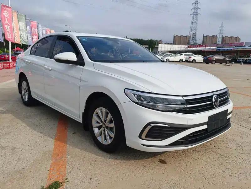 2023 Volkswagen Bora 1.5L Automatic Limited Edition — миниатюра 3