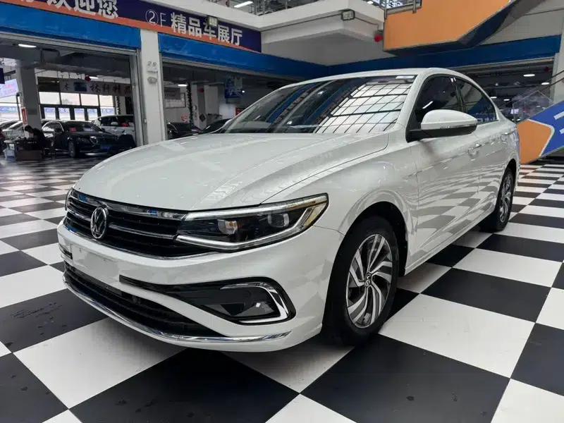 2023 Volkswagen Bora 200TSI DSG Smart PRO Edition — миниатюра 1