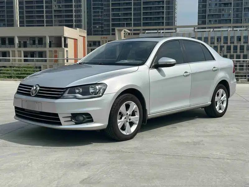 2013 Volkswagen Bora 1.6L Automatic Comfort Model — миниатюра 1